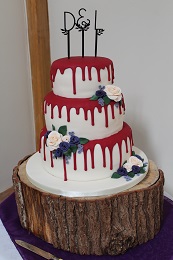 wedding drip cake with flowers